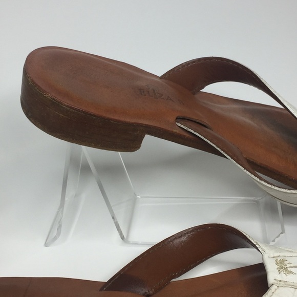 Eliza B. | Leather Flip Flops/Sandals - Picture 6 of 8